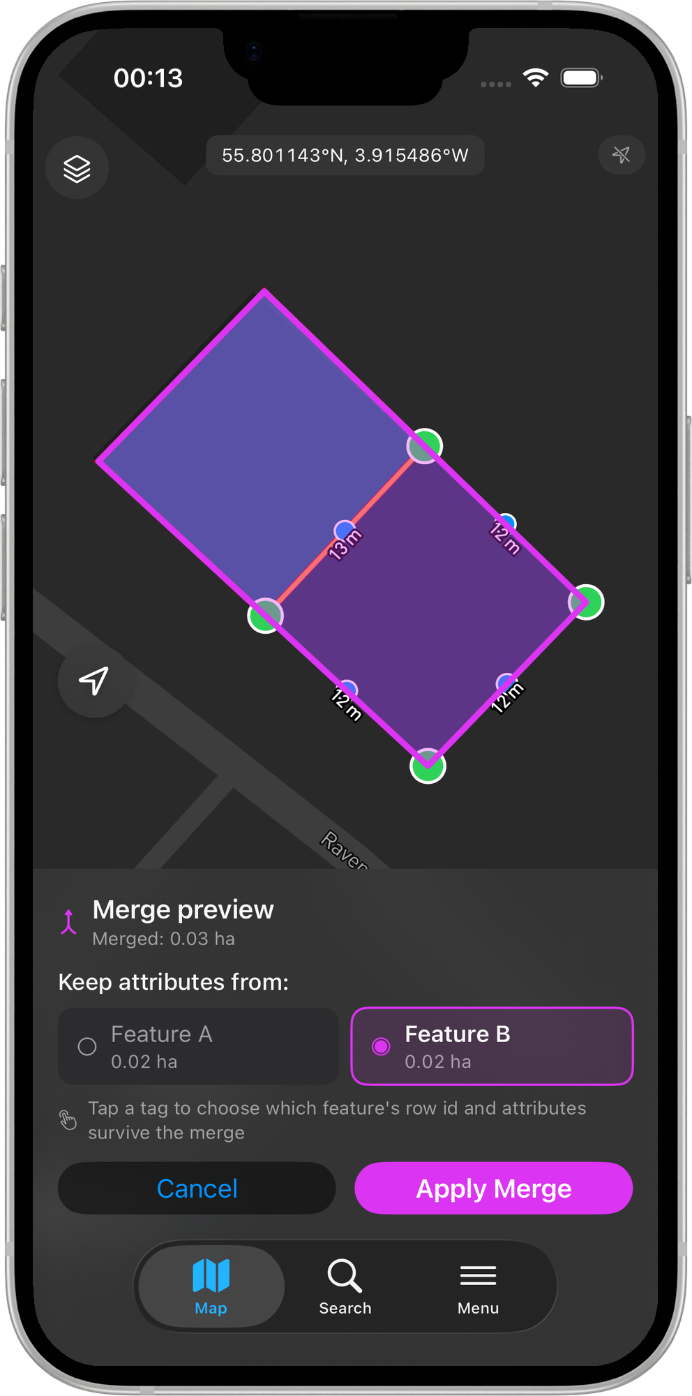 Mapit GIS iOS - podgląd łączenia z przyciskami wyboru Obiekt A / Obiekt B i przyciskiem zastosowania