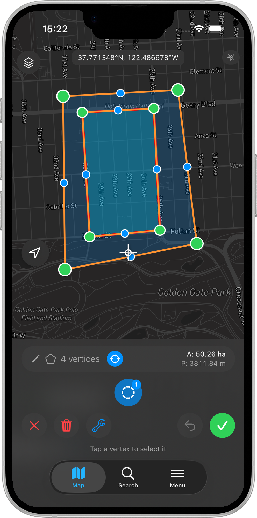 Mapit GIS iOS - zapisany poligon pierścieniowy z otworem wokół obiektu wewnętrznego
